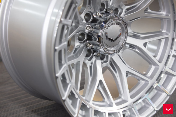 Диски Vossen HFX-1 22x10, Цвет: Silver Polihed (8 болтов)